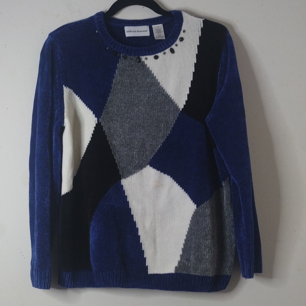 Alfred Dunner Vintage Super Soft Velvet Sweater stone around neck Size Medium